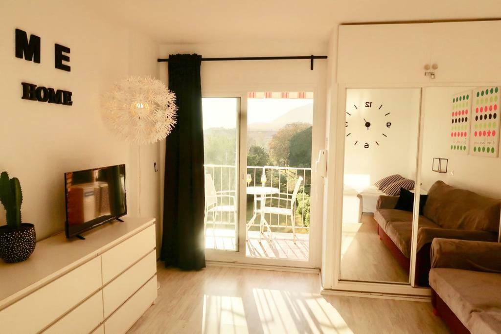 Minerva Sea View Apartment 贝纳尔马德纳 外观 照片